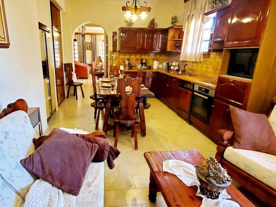 Poli House Family Villa W/ Pool Corfu  Bagian luar foto